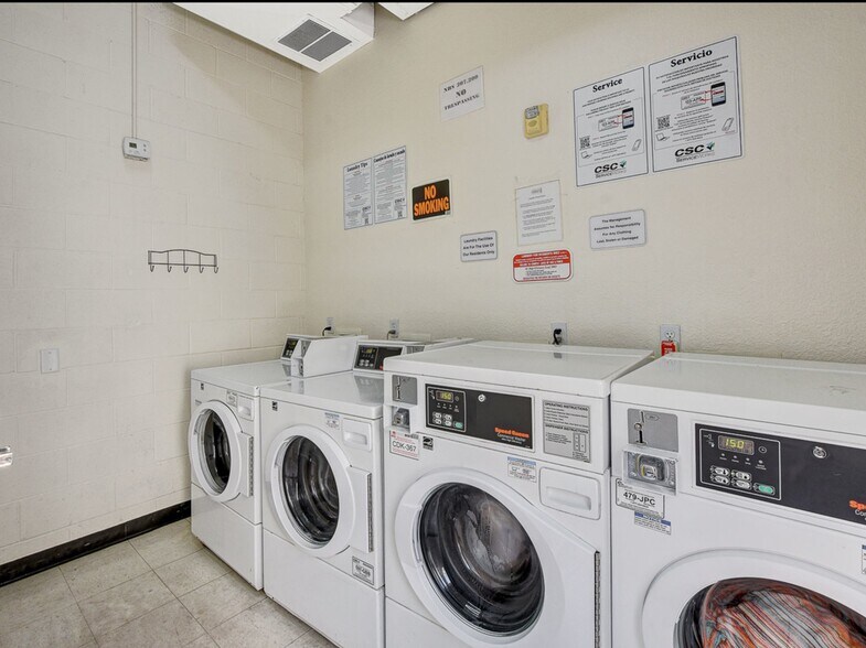 More Photos Of 801 Las Vegas Blvd S, Las Vegas Apartments For Lease