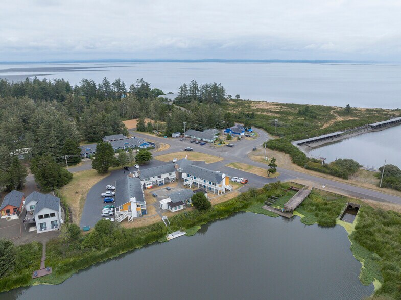 More Photos Of 1031 Discovery Ave SE, Ocean Shores Apartments For Sale