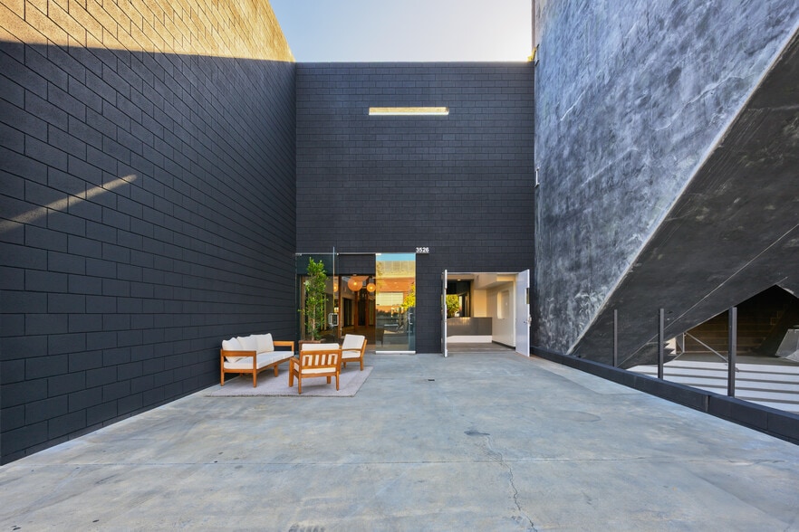 Primary Photo Of 3526 Hayden Ave, Culver City Office For Lease