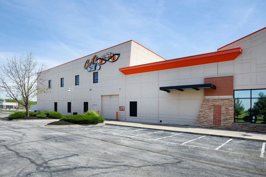 More Photos Of 5900 Mo-150 Hwy, Grandview Auto Dealership For Sale