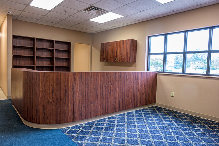 More Photos Of 2349 SW Danville Rd, Decatur Medical For Lease