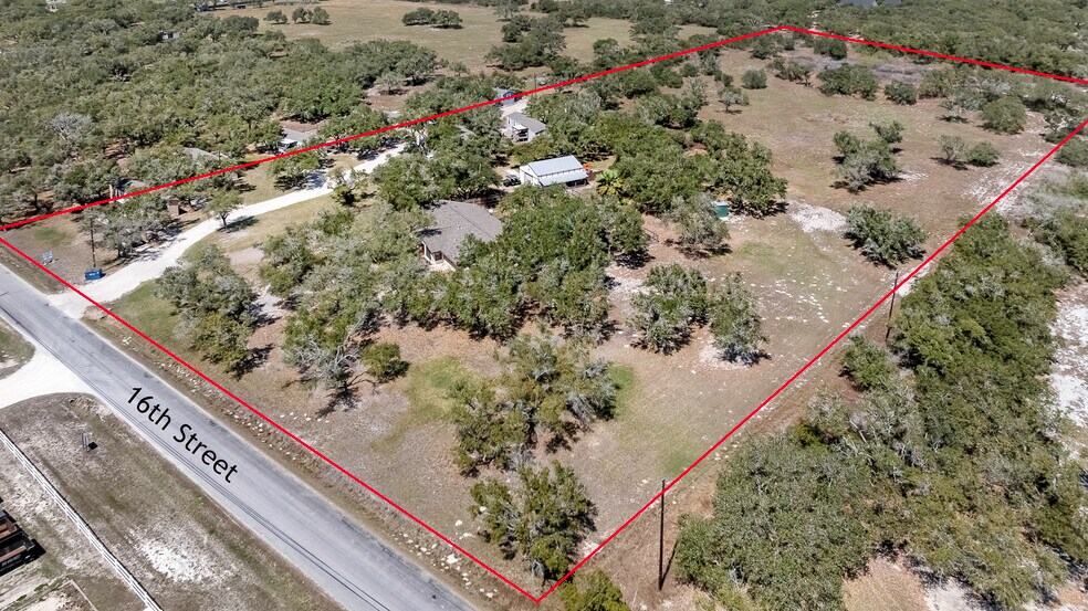 More Photos Of 1524 16th St, Rockport Manufactured Housing Mobile Home Park For Sale