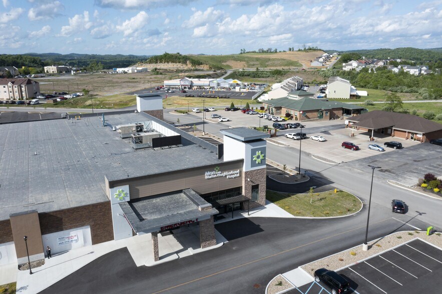 More Photos Of 2600 Middletown Commons, White Hall Coworking Space