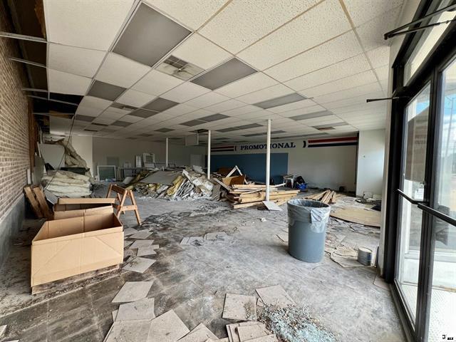 More Photos Of 348 Desiard St, Monroe Drugstore For Lease