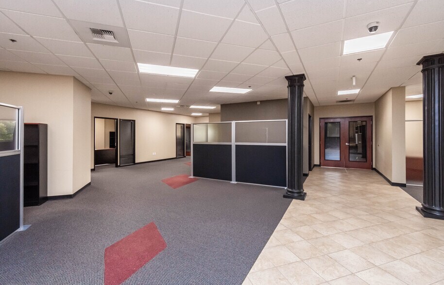 More Photos Of 9401 E Stockton Blvd, Elk Grove Coworking Space
