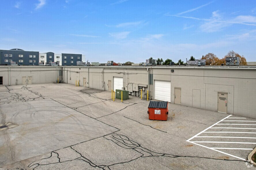 More Photos Of 5804-5856 W 74th St, Indianapolis Light Manufacturing For Lease