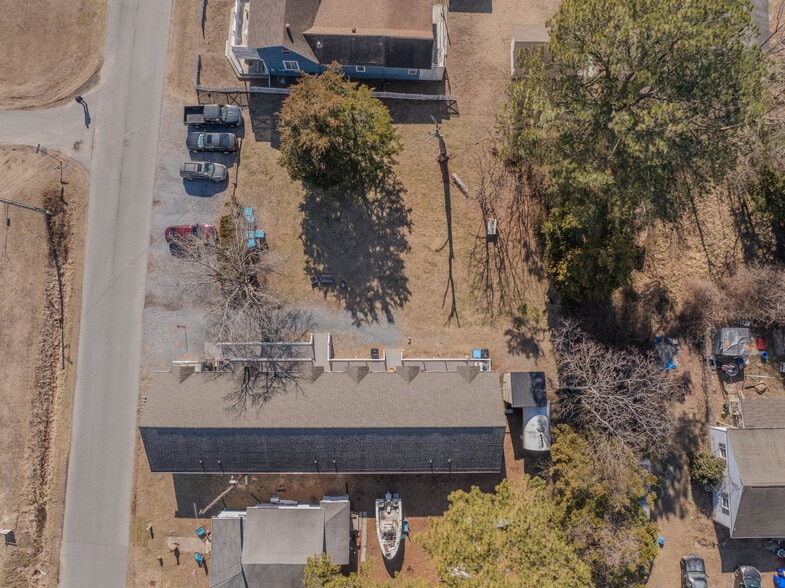 More Photos Of 28420 Delaware Ave, Millsboro Apartments For Sale