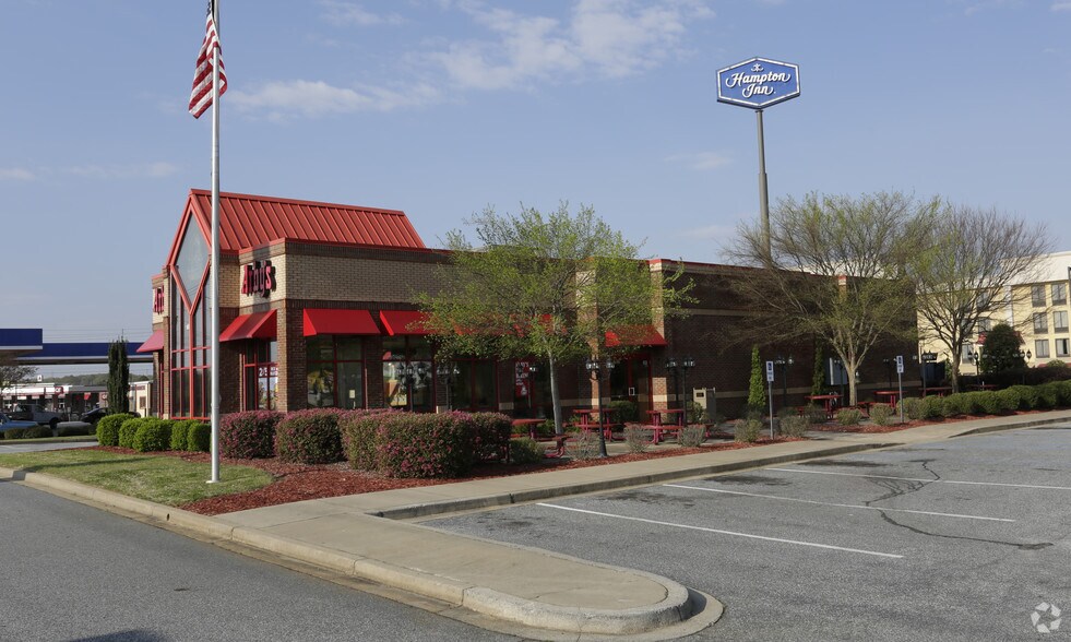 More Photos Of 2221 Chesnee Hwy, Spartanburg Fast Food For Sale