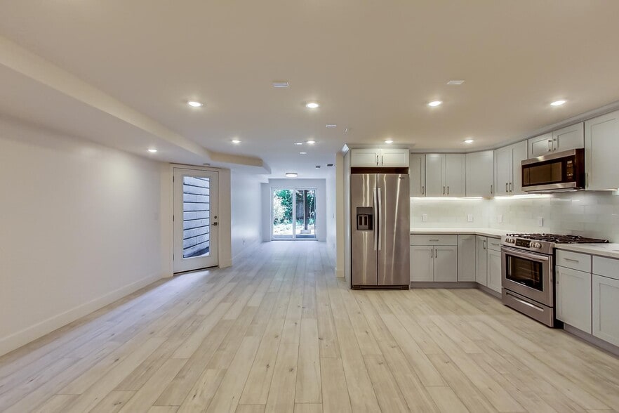 More Photos Of 751 Capp st, San Francisco Apartments For Sale