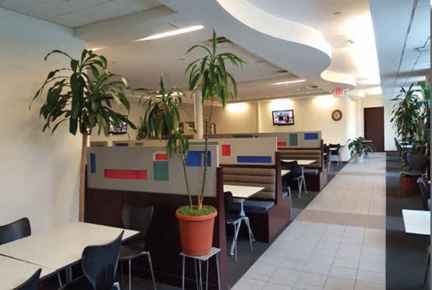 More Photos Of 401 Franklin Ave, Garden City Office For Lease