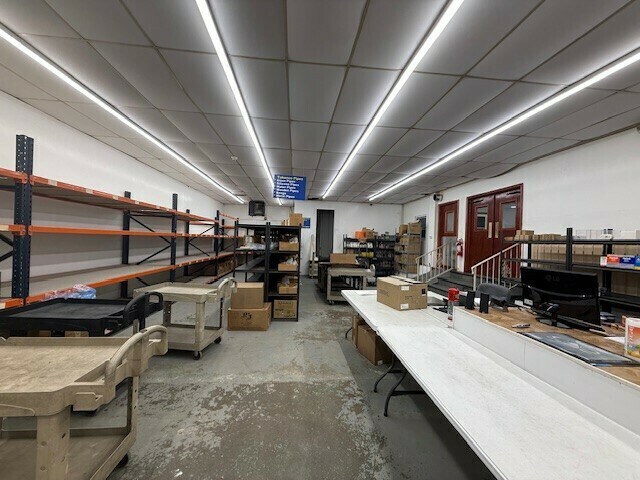 More Photos Of 8100 US 13, Levittown Flex For Sale