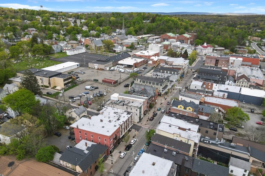 More Photos Of 170-172 Spring St, Newton Office For Sale