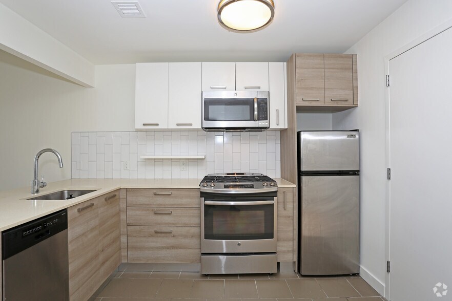 More Photos Of 626-632 Flatbush Ave, Brooklyn Apartments For Lease