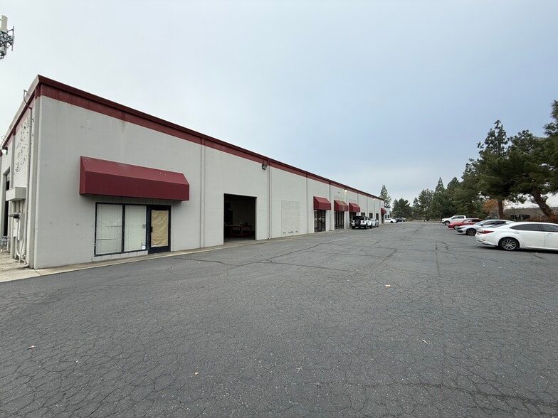 Primary Photo Of 10182 Croydon Way, Sacramento Warehouse For Lease