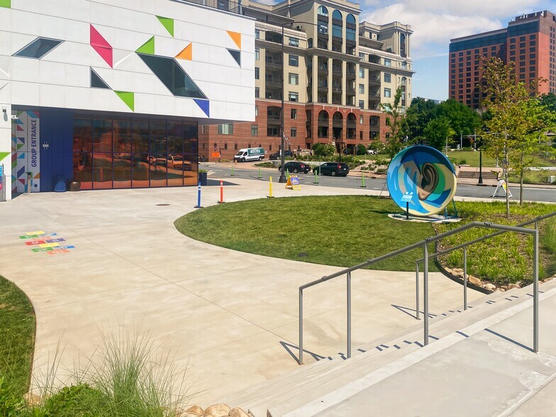 More Photos Of W 3rd St, Winston-Salem Coworking Space