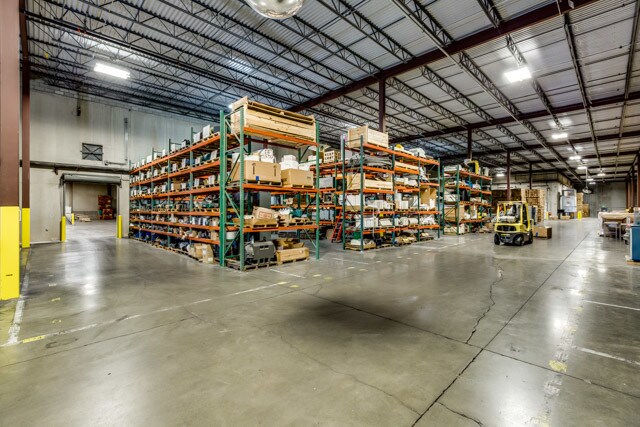 More Photos Of 430 7th Ave S, Buhl Manufacturing For Lease