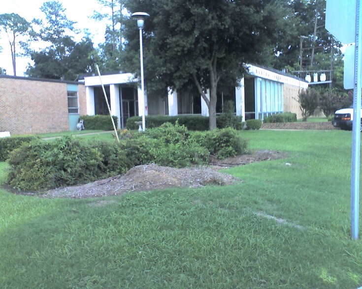 More Photos Of 401 E Ninth St, Yazoo City Hospital For Sale