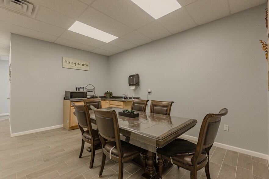 More Photos Of 1881 S Redline Ave, Odessa Industrial For Sale