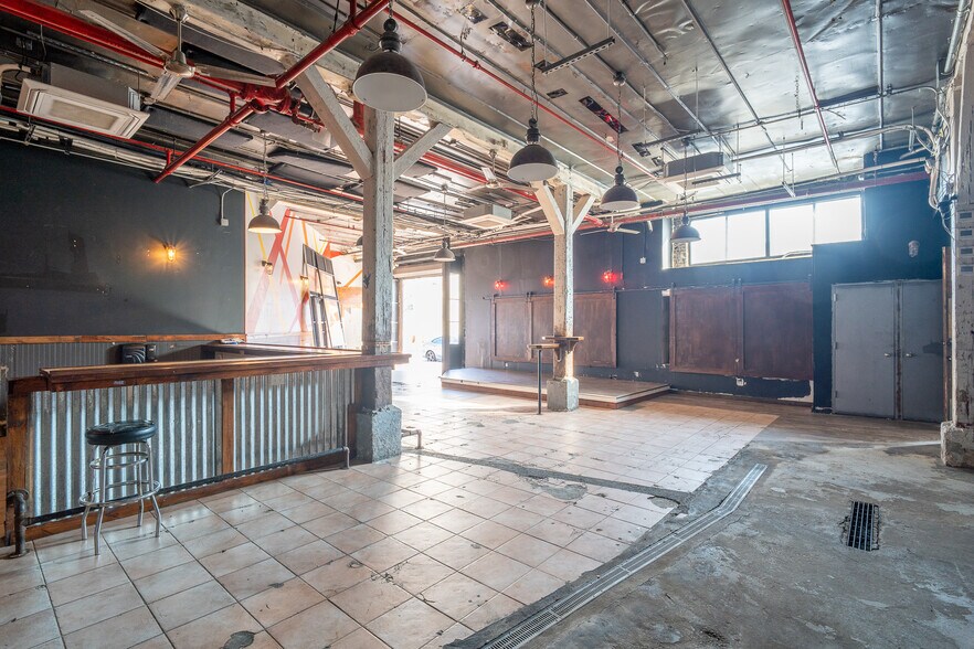 More Photos Of 300 Richardson St, Brooklyn Apartments For Lease