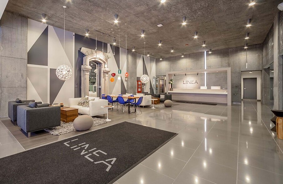 More Photos Of 215 W Lake St, Chicago Apartments For Lease