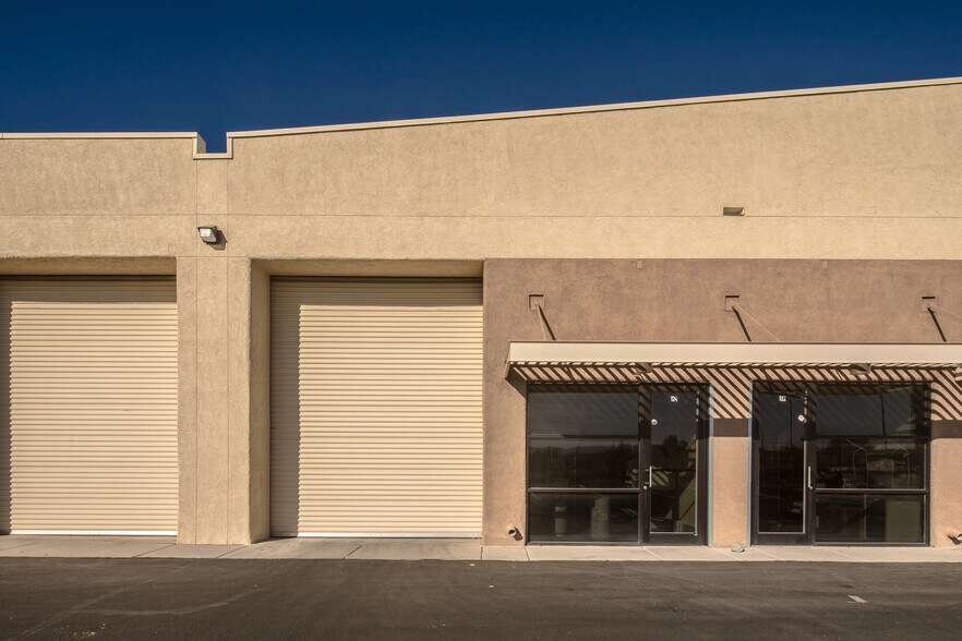 More Photos Of 2100 College Dr, Lake Havasu City Warehouse For Sale