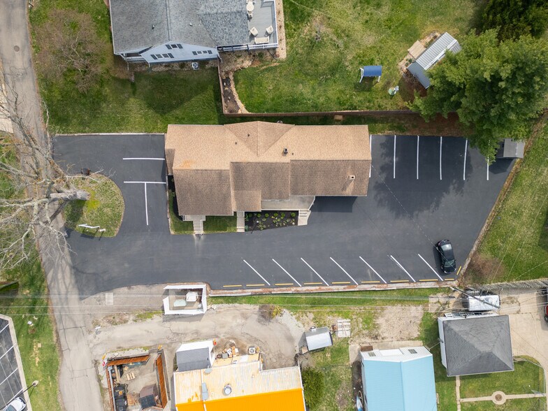 More Photos Of 10 Dun Rd, Chillicothe Office For Sale