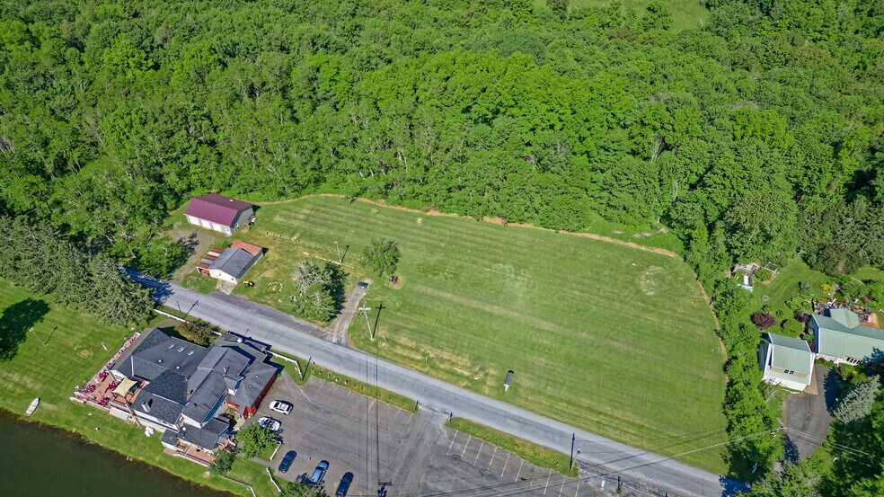 More Photos Of 160 Creamery Rd, Greenville Specialty For Sale