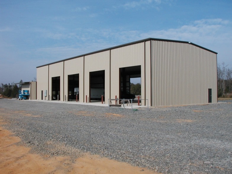More Photos Of 13993 Highway 65, Damascus Warehouse For Sale