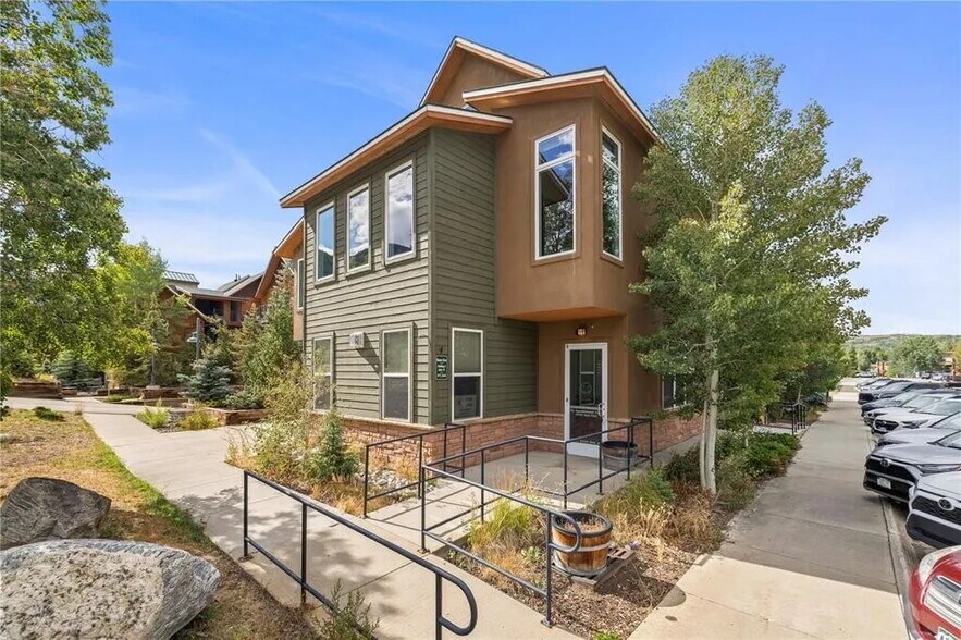 More Photos Of 117 S 6th Ave, Frisco Loft Creative Space For Sale