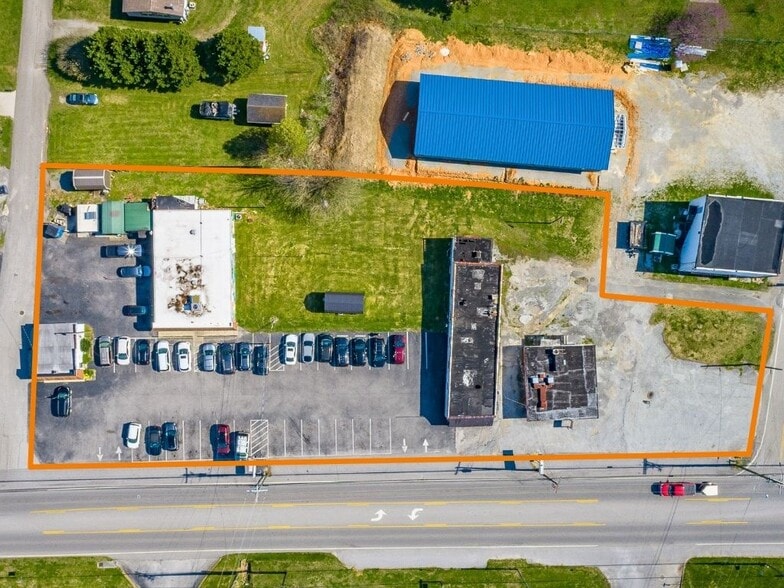 Primary Photo Of , Soddy-Daisy General Retail For Sale