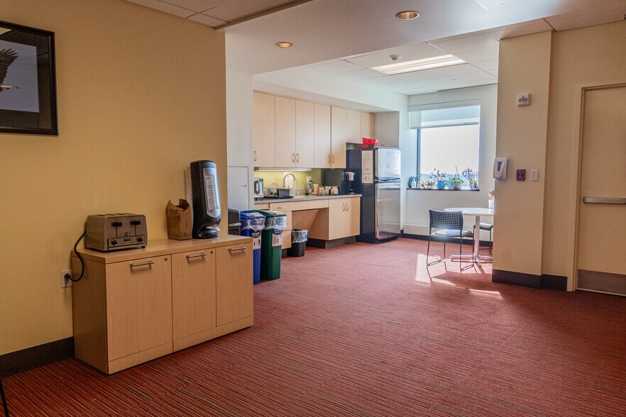 More Photos Of 110 Free St, Portland Medical For Sale