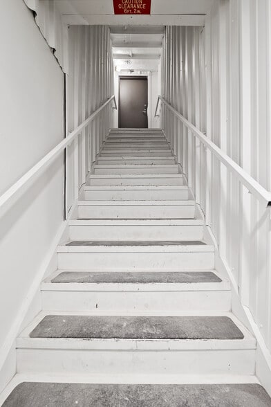 More Photos Of 1625 S Boston Ave, Tulsa Office For Sale