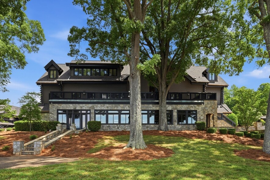 More Photos Of 9715 Nine Eagles Ln, Charlotte Specialty For Sale
