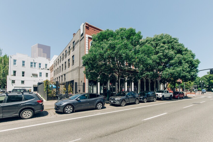 More Photos Of 111 SW Naito Pky, Portland Office For Sale