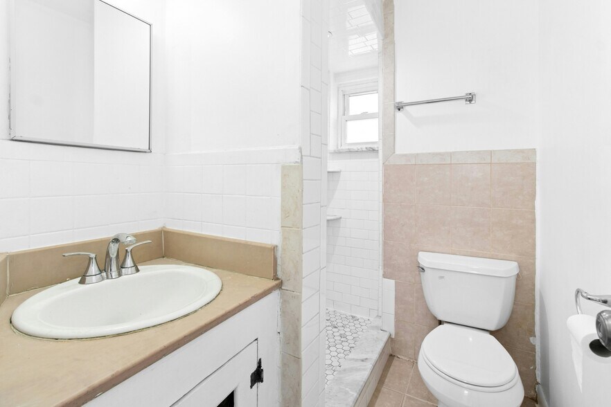 More Photos Of 162 W 2nd Ave, Roselle Self Storage For Sale