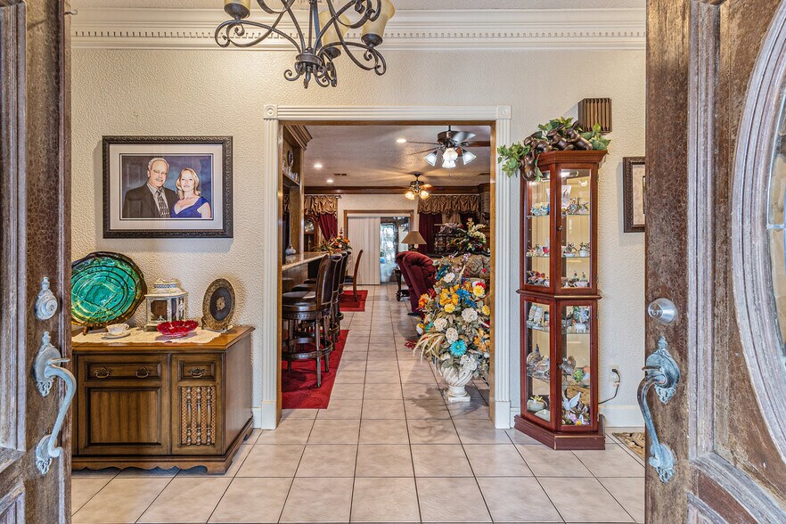 More Photos Of 1454 Oday Rd, Pearland Light Manufacturing For Sale