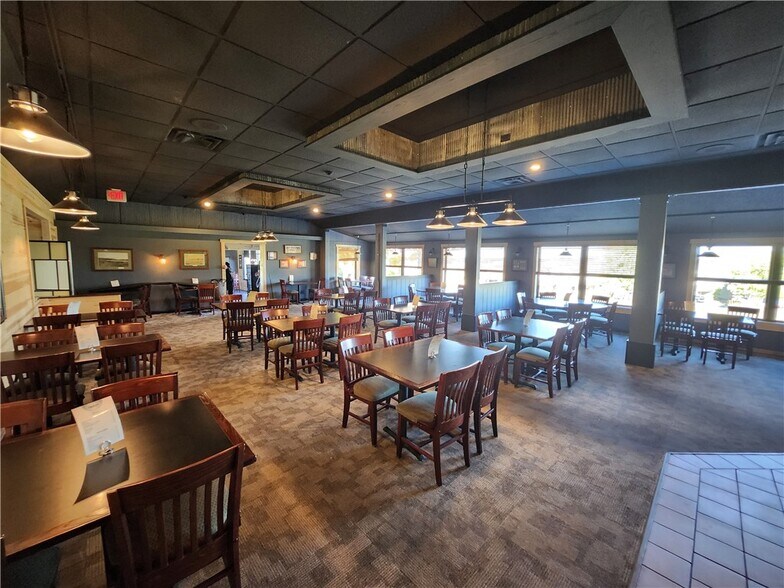 More Photos Of 2855 29th Ave, Birchwood Restaurant For Sale