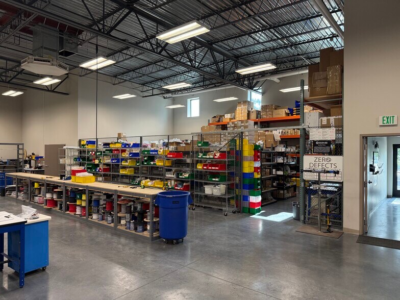 More Photos Of 12875 S Minuteman Dr, Draper Light Manufacturing For Lease