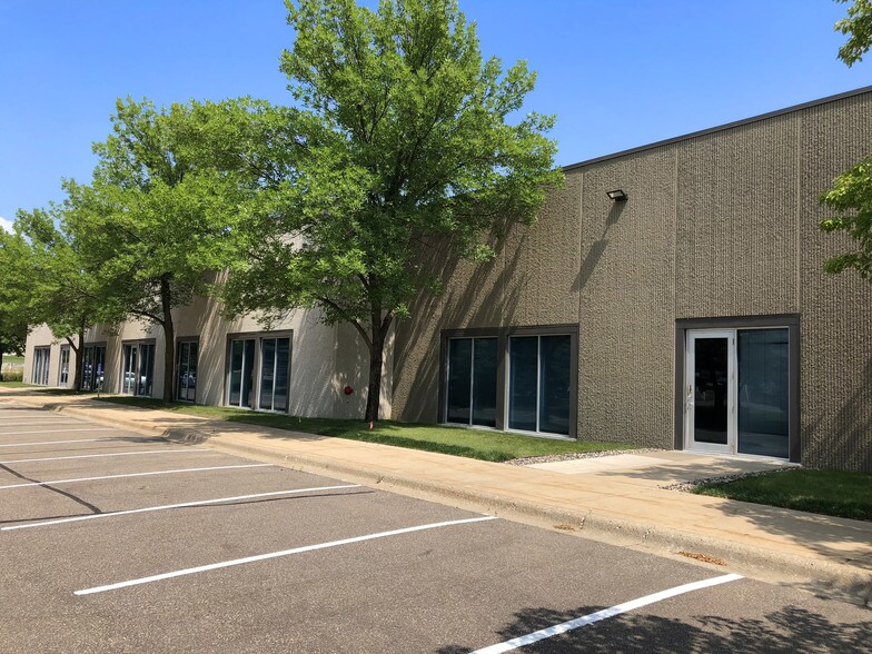 More Photos Of 1060 Lone Oak Rd, Eagan Research And Development For Lease