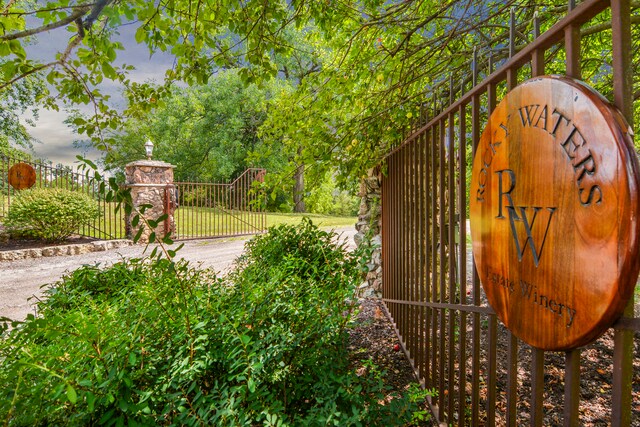 More Photos Of 2003 W Hanover Rd, Hanover Winery Vineyard For Sale