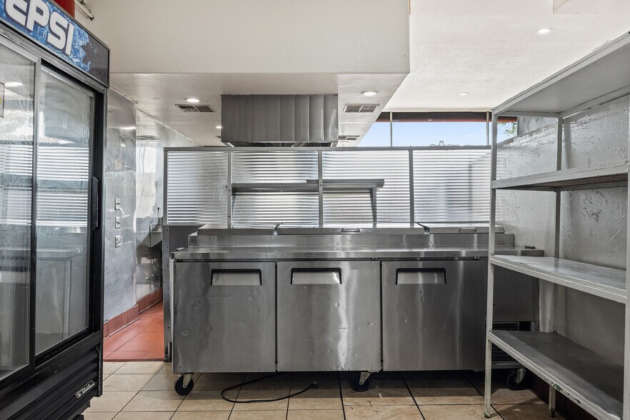 More Photos Of 33027 Road 159, Ivanhoe General Retail For Sale