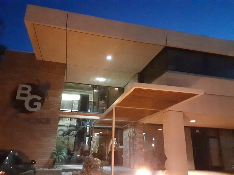 More Photos Of 73550 Alessandro Dr, Palm Desert Office For Sale