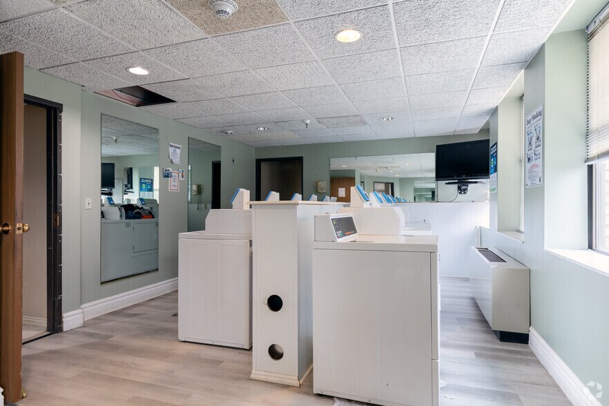 More Photos Of 2510 Washington Blvd, Ogden Apartments For Lease