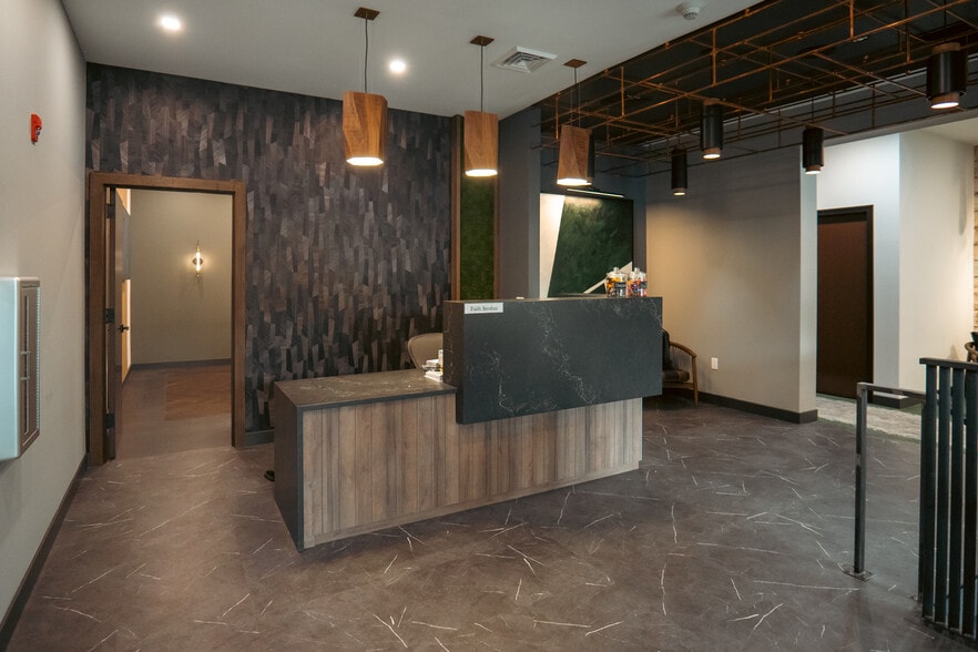 More Photos Of 60 Office Park Way, Pittsford Office Residential For Lease