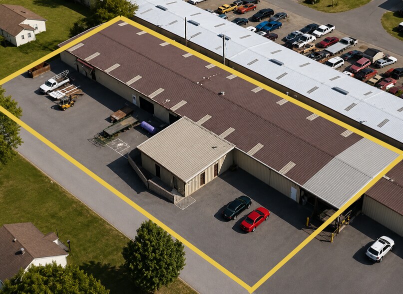 Primary Photo Of 8202 Maxwell Cir, Spartanburg Manufacturing For Sale
