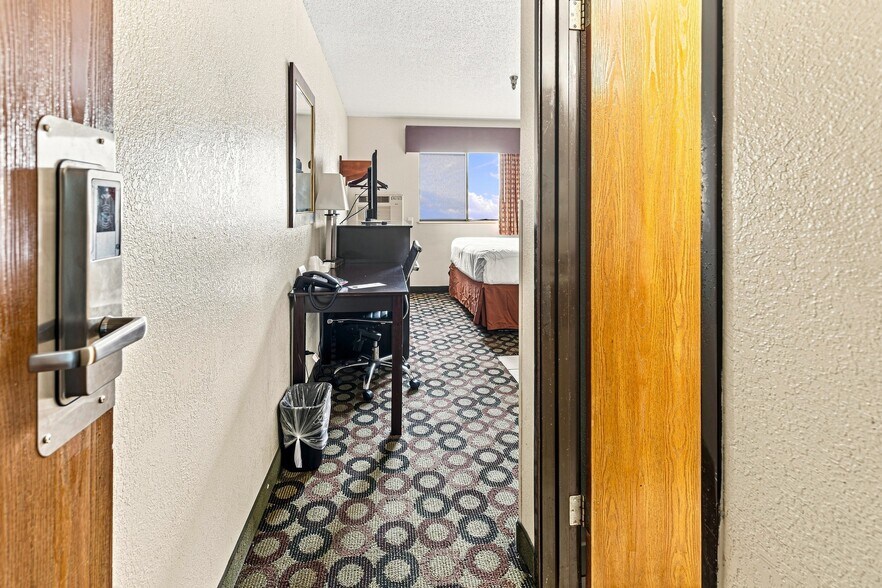 More Photos Of 251 Allegheny Blvd, Brookville Hotel For Sale