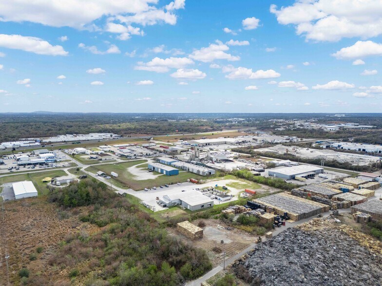 More Photos Of 4330 Maine Ave, Lakeland Land For Lease