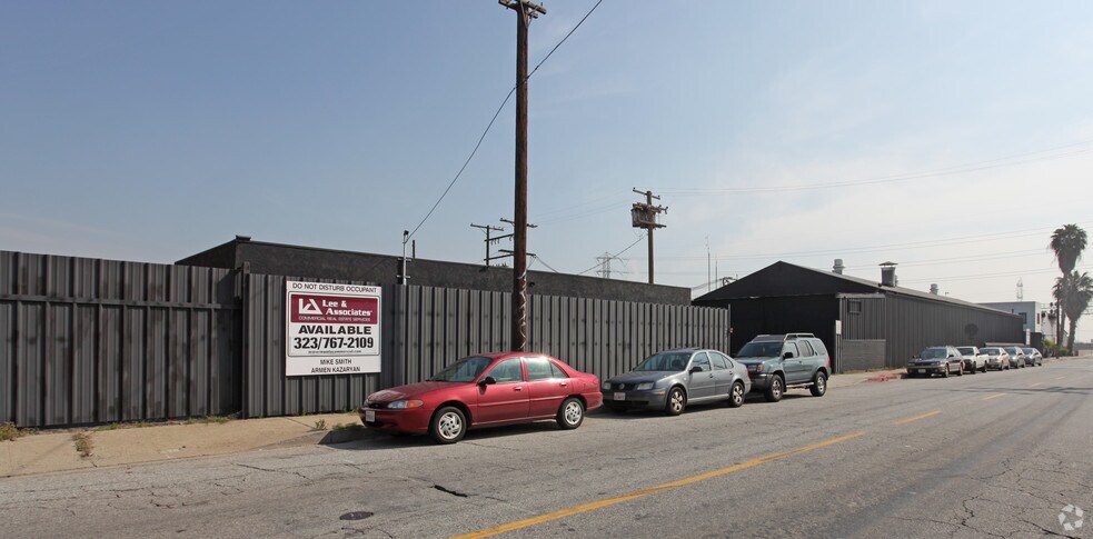 More Photos Of 3461 E 26th St, Los Angeles Manufacturing For Sale
