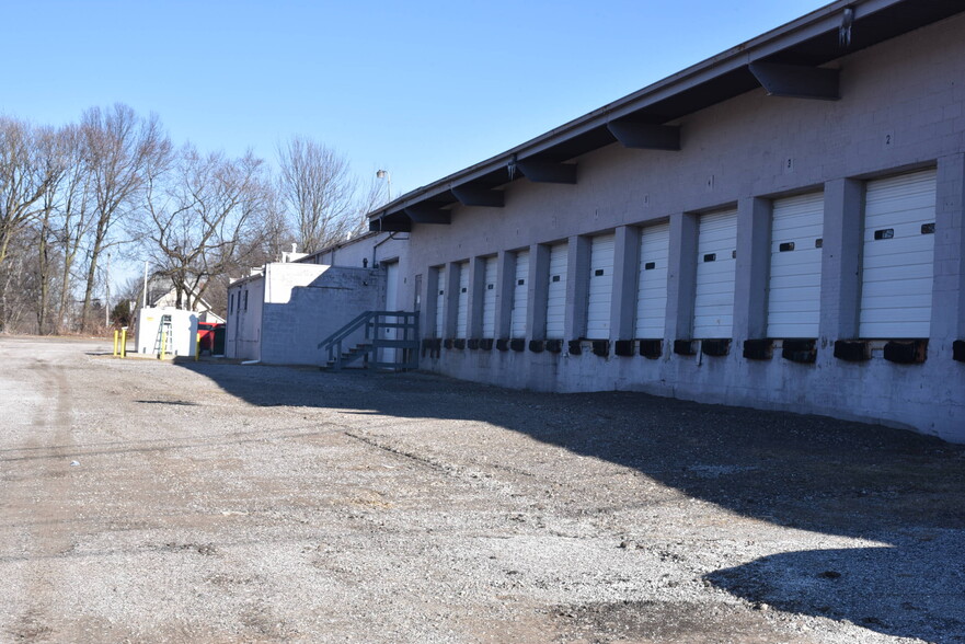 Primary Photo Of 395 Baird St, Akron Truck Terminal For Lease