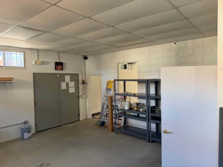 More Photos Of 4118 Queensbury Rd, Hyattsville Freestanding For Lease